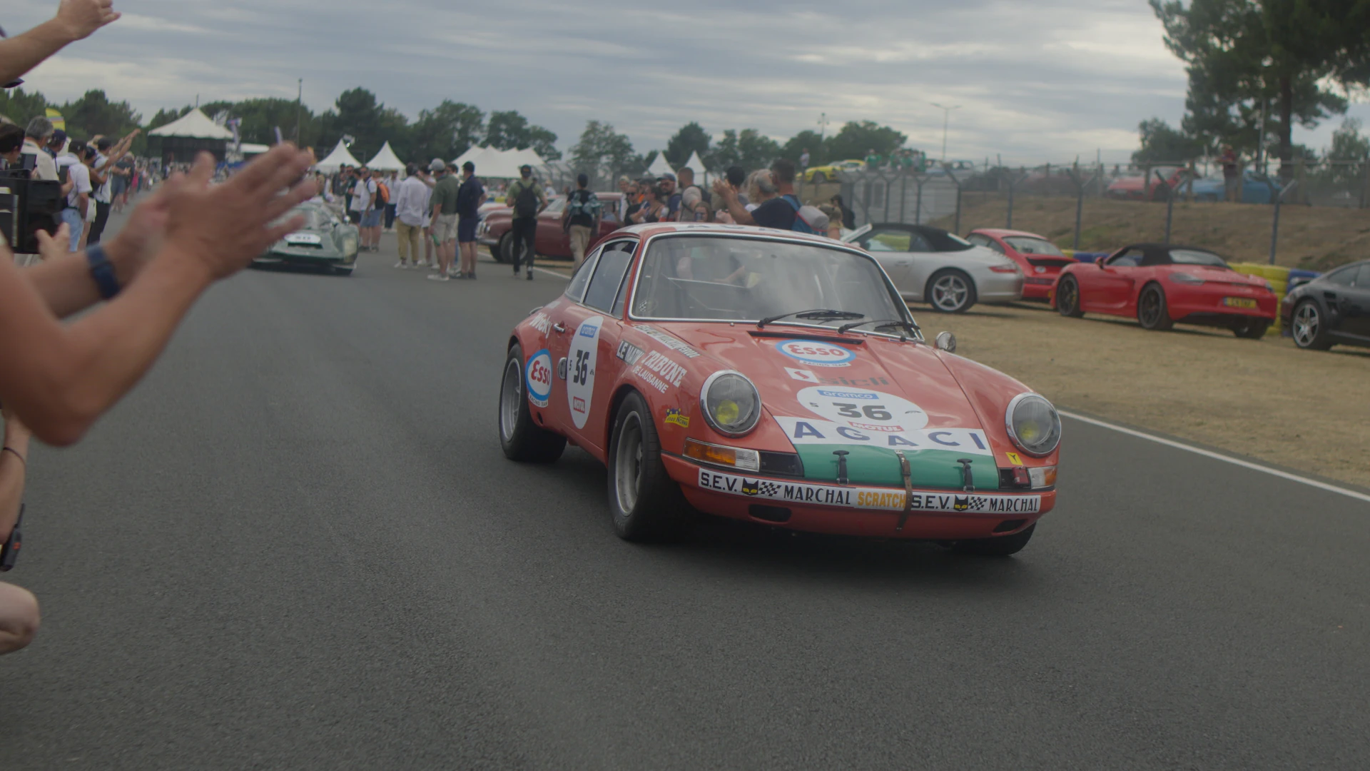 Porsche 911 n° 36 à la parade du Mans Classic, Rec. 709