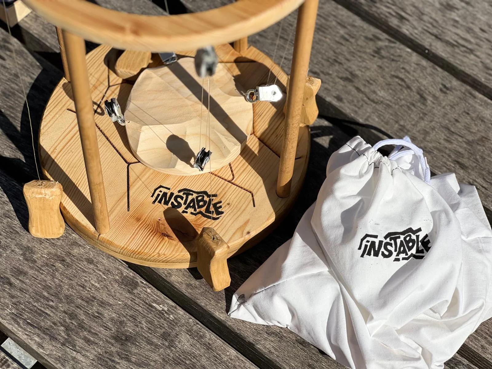 The game with its carrying pouch