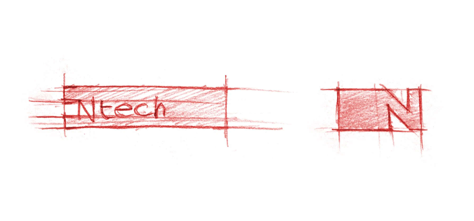 Croquis de recherche du logotype Ntech — bloc plein, lettrage en reserve et jambe du N prolongee